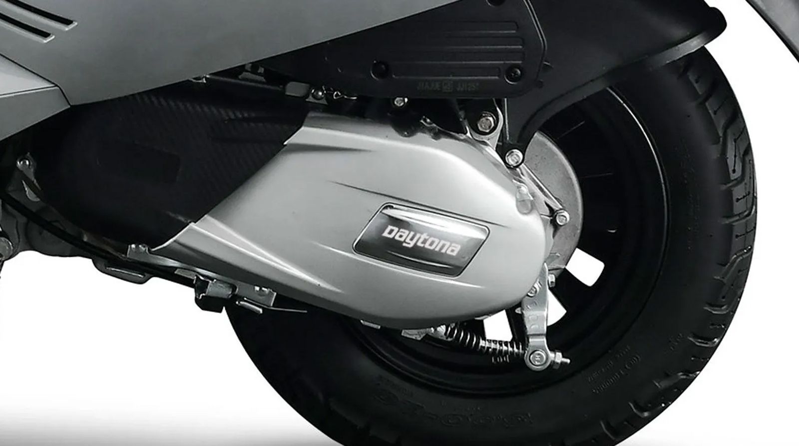 Κάτω από την κομψή της εμφάνιση, η DONNA 125 κρύβει έναν σύγχρονο, τετράχρονο, αερόψυκτο κινητήρα EURO5+, που αποδίδει 9,4 ίππους στις 7.500 σ.α.λ. κα